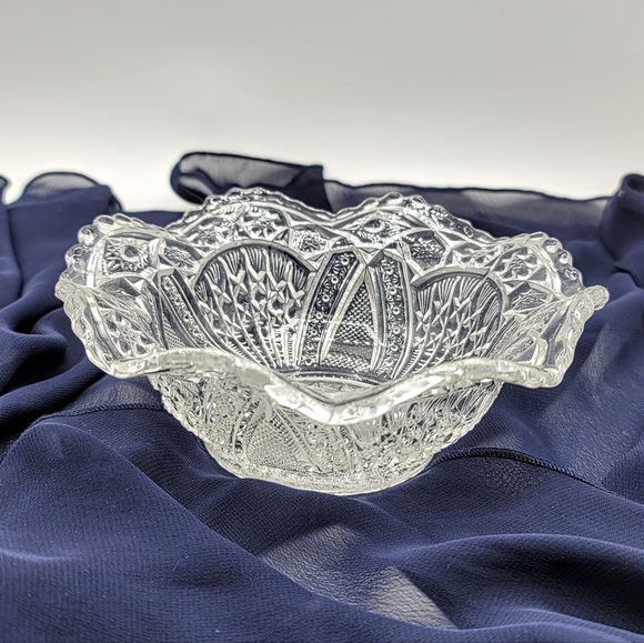 EAPG Hobstar Starburst Ribbon Sawtooth Ruffled Scalloped Sm Serving Bowl Antique - Picture 10 of 11